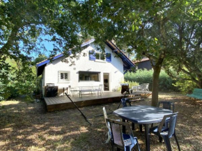 Villa rénovée avec terrasses, proche forêt - 8 pers, calme, wifi et ménage inclus - FR-1-736-7